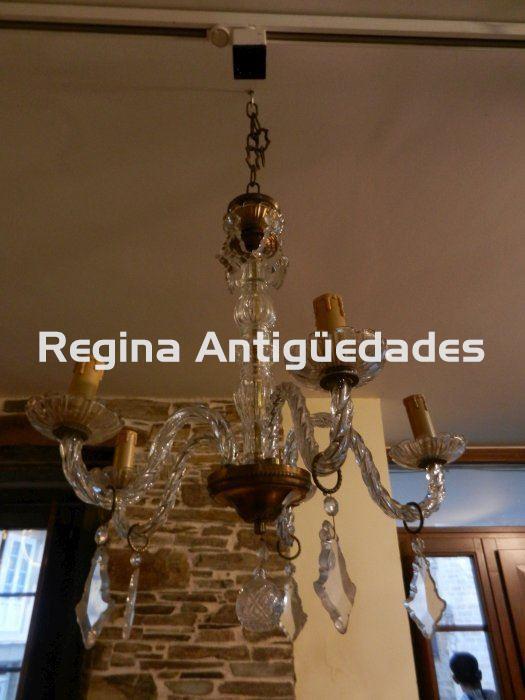 Antigua lampara de cristal - Imagen 1